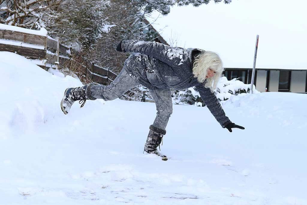 How To Protect Seniors From Injuries In Winter
