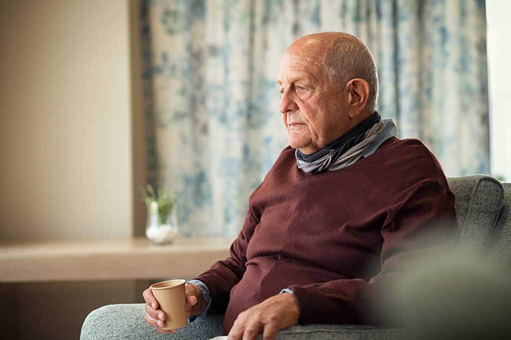 5 Signs That Show Your Loved One Should Move Into Assisted Living
